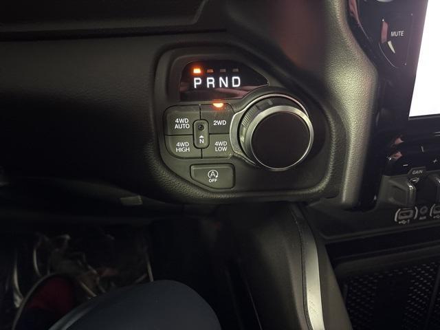 new 2025 Ram 1500 car, priced at $63,015