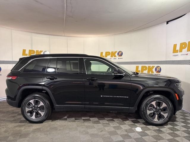 new 2025 Jeep Grand Cherokee 4xe car, priced at $62,880