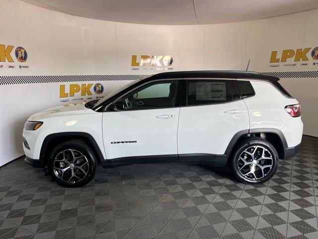 new 2024 Jeep Compass car, priced at $33,556