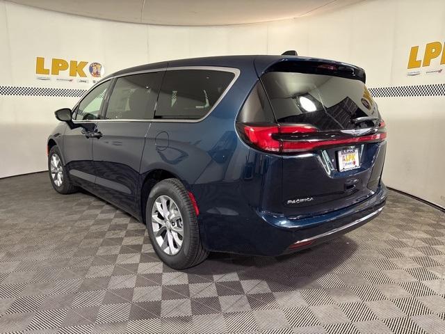 new 2025 Chrysler Pacifica car, priced at $47,935
