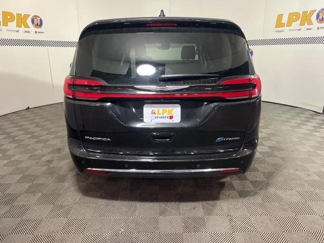 used 2023 Chrysler Pacifica Hybrid car, priced at $29,000