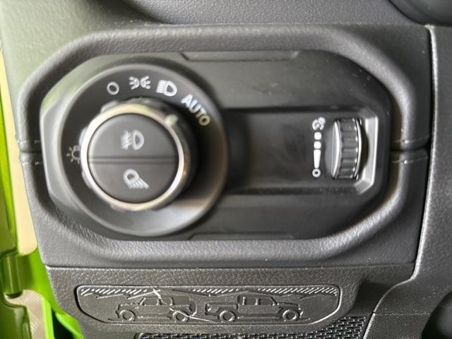 new 2025 Jeep Gladiator car, priced at $45,000