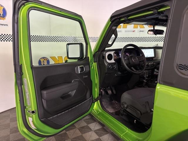 new 2025 Jeep Wrangler car, priced at $35,465