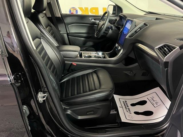 used 2024 Ford Edge car, priced at $32,439