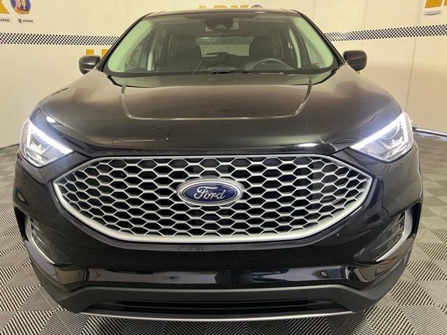 used 2024 Ford Edge car, priced at $32,439