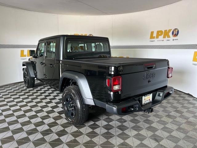 new 2024 Jeep Gladiator car, priced at $39,898