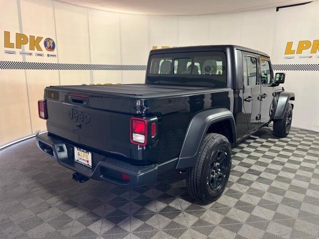 new 2024 Jeep Gladiator car, priced at $39,898