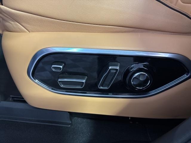 used 2024 Jeep Grand Cherokee car, priced at $41,955