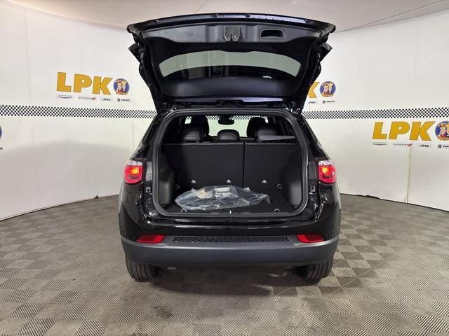 new 2025 Jeep Compass car, priced at $29,000