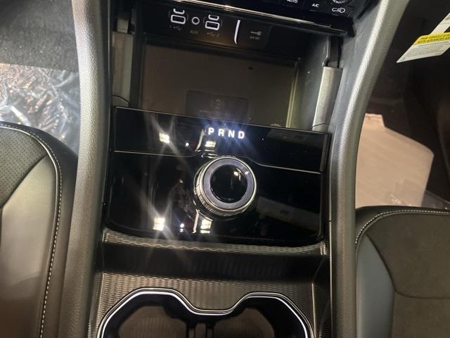 new 2025 Jeep Grand Cherokee car, priced at $41,696