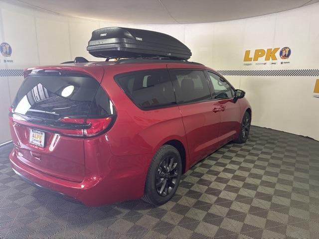 new 2025 Chrysler Pacifica car, priced at $42,000
