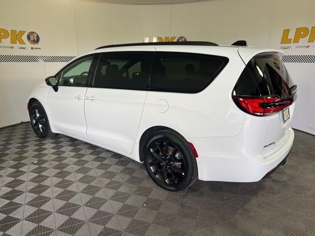 new 2024 Chrysler Pacifica car, priced at $49,193