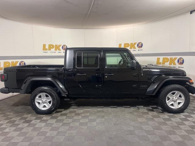 used 2021 Jeep Gladiator car, priced at $29,000