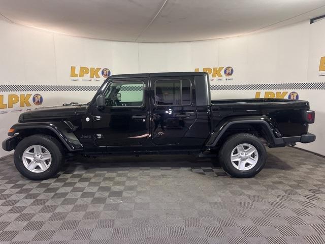 used 2021 Jeep Gladiator car, priced at $29,000