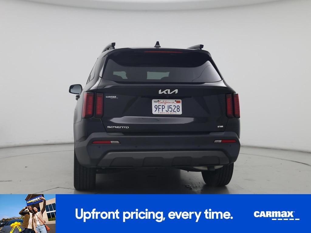 used 2023 Kia Sorento car, priced at $32,998