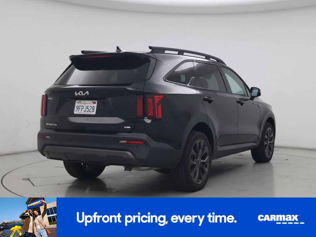 used 2023 Kia Sorento car, priced at $32,998