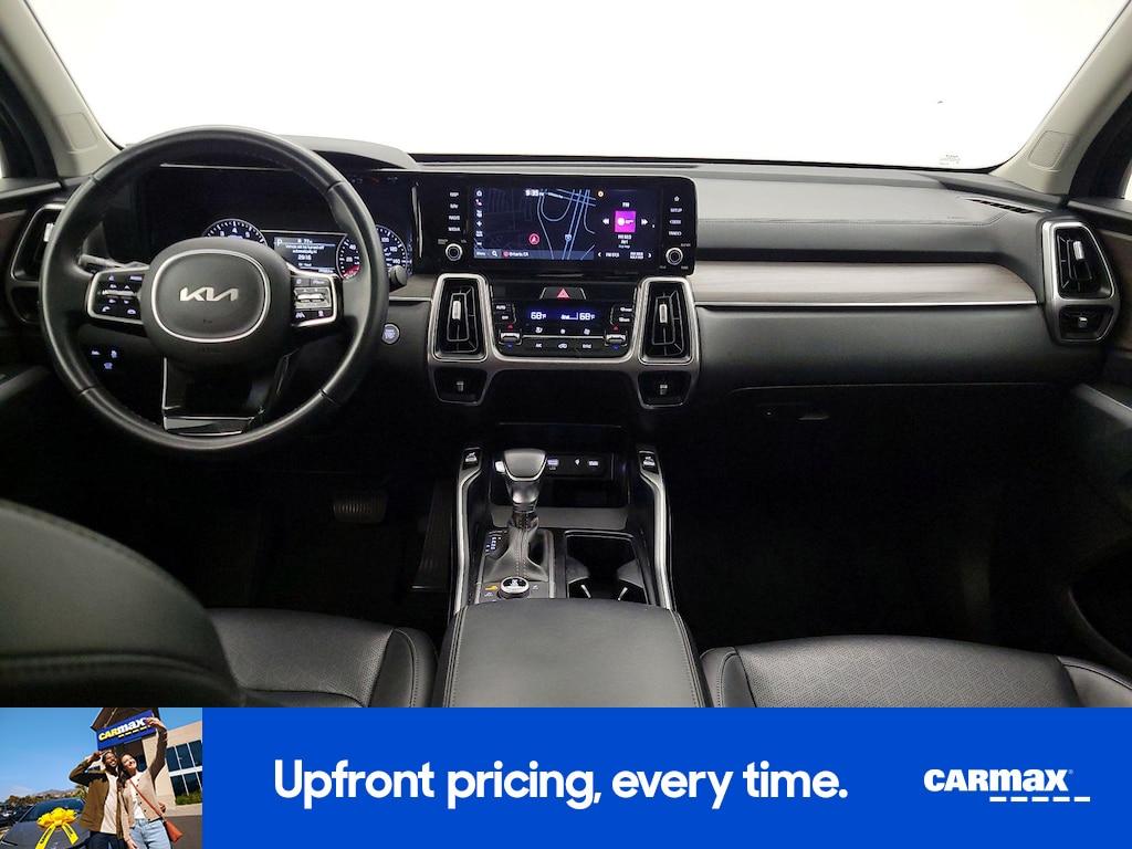 used 2023 Kia Sorento car, priced at $32,998