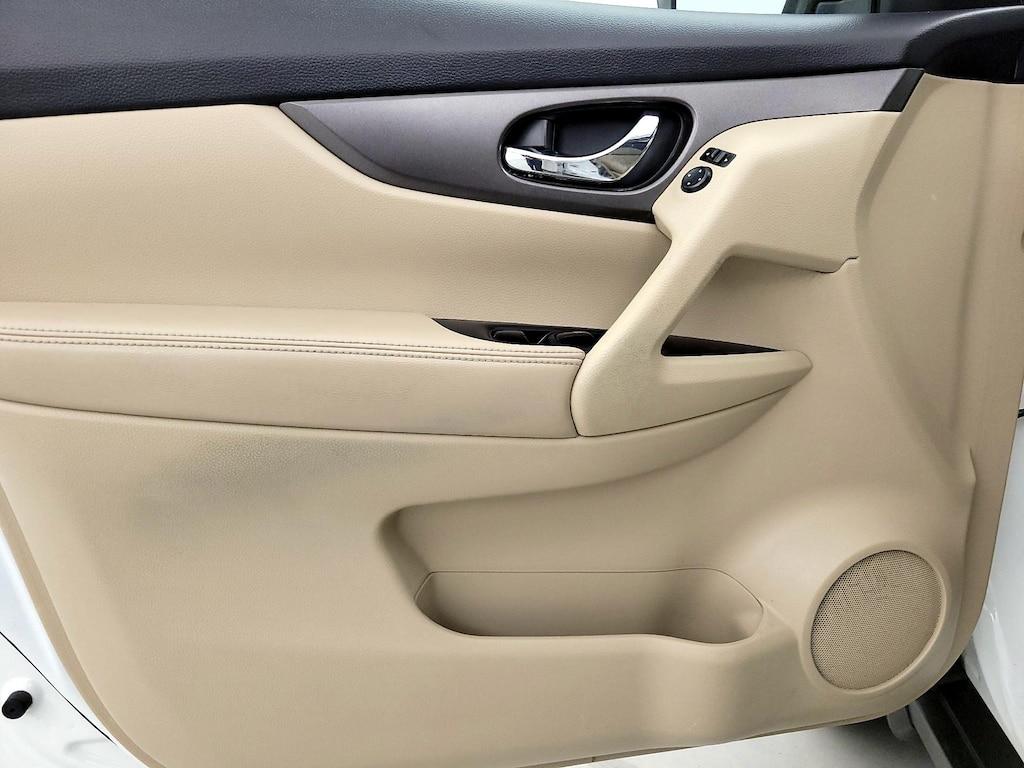 used 2015 Nissan Rogue car, priced at $11,998