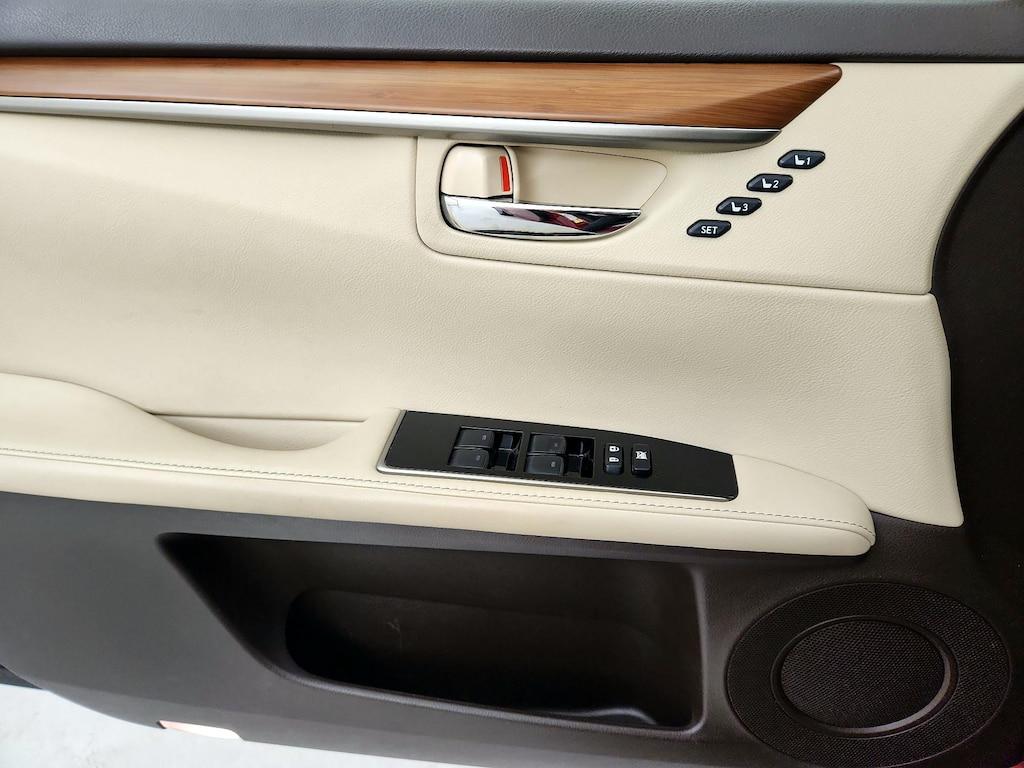 used 2017 Lexus ES 300h car, priced at $18,998