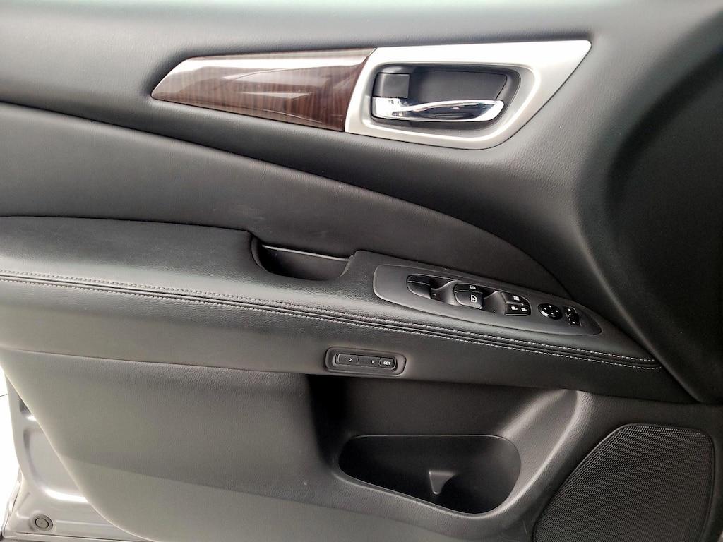 used 2016 Nissan Pathfinder car, priced at $14,998