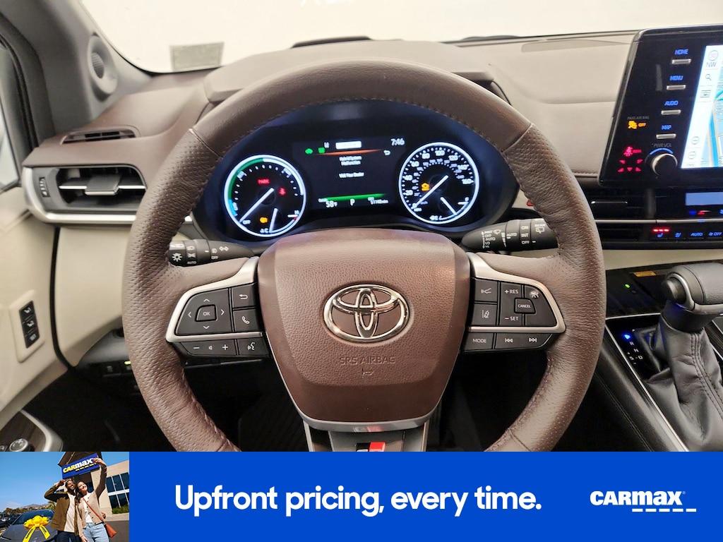 used 2022 Toyota Sienna car, priced at $48,998