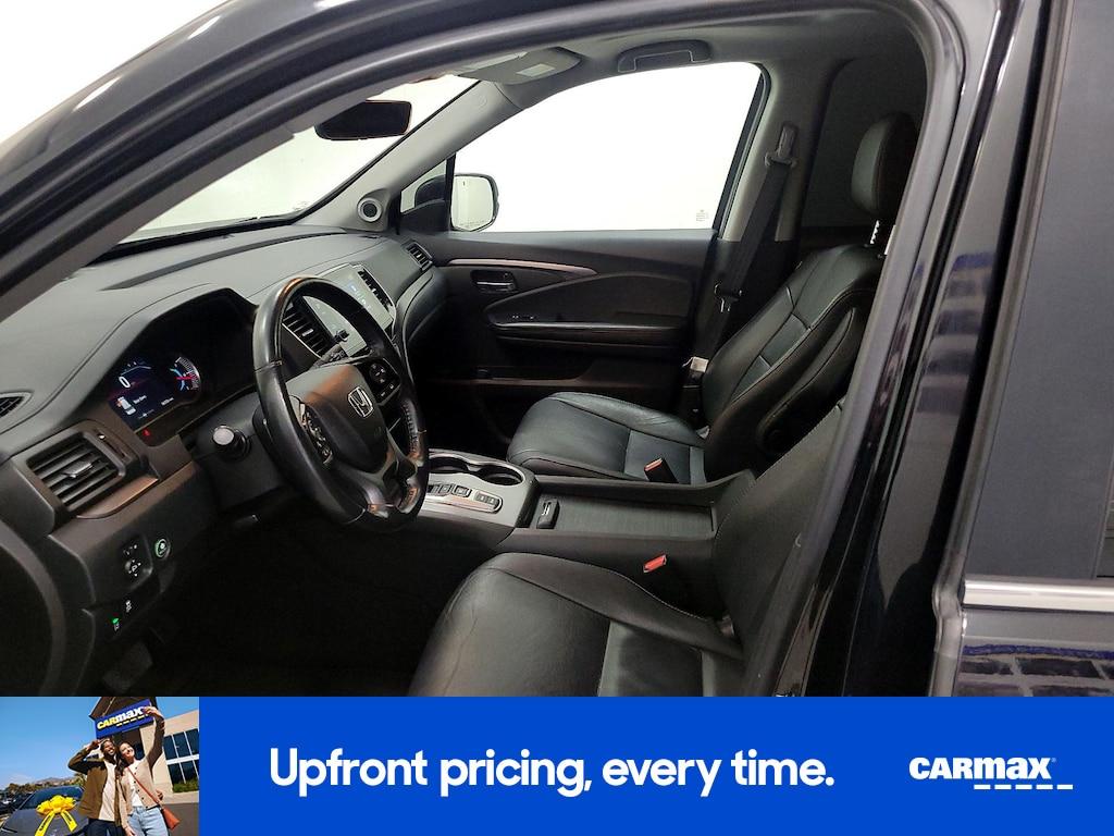 used 2021 Honda Pilot car, priced at $27,998