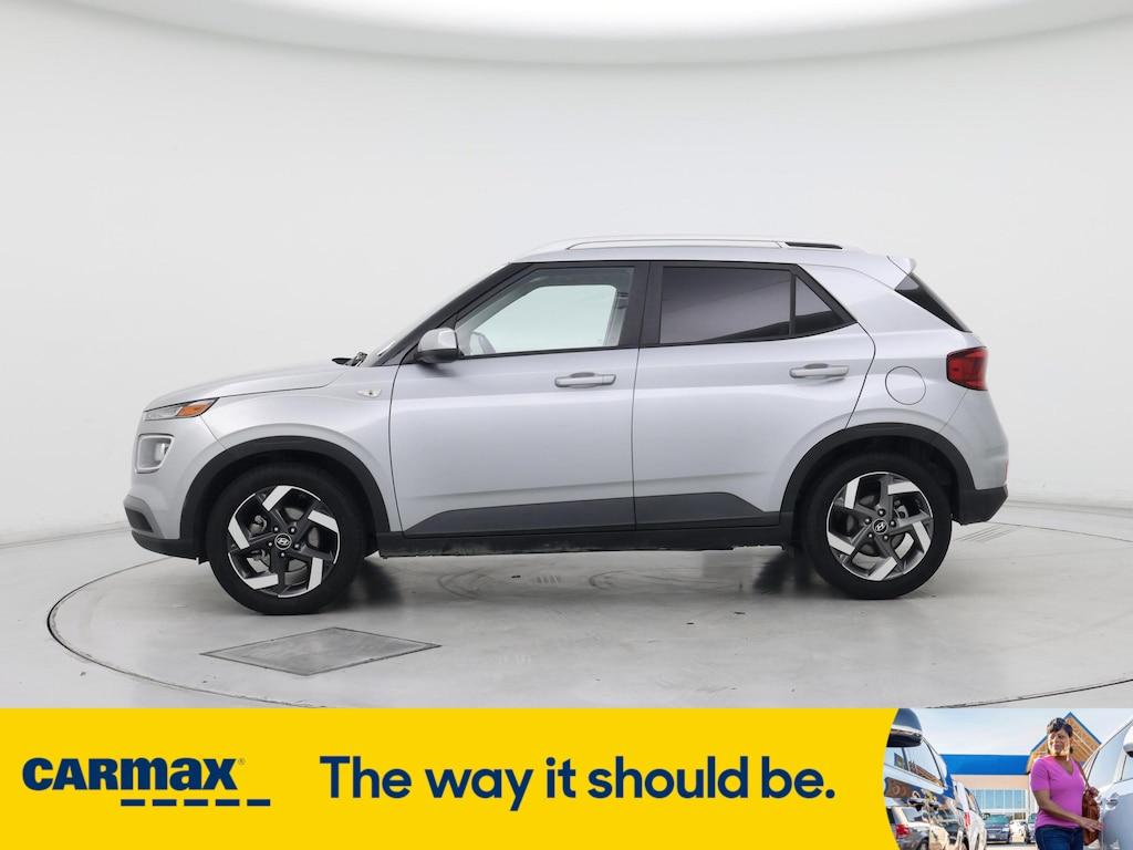 used 2022 Hyundai Venue car, priced at $17,998