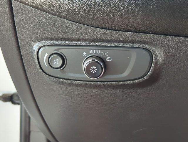 used 2022 Chevrolet Equinox car, priced at $19,995