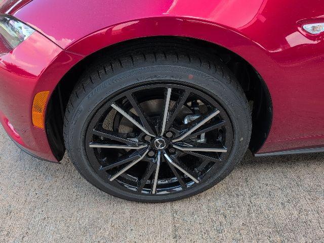 new 2025 Mazda MX-5 Miata RF car, priced at $38,080