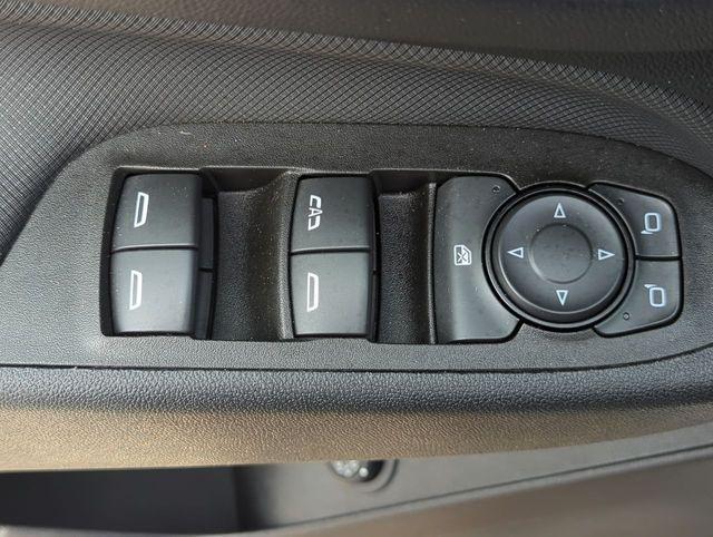 used 2023 Chevrolet Equinox car, priced at $22,995