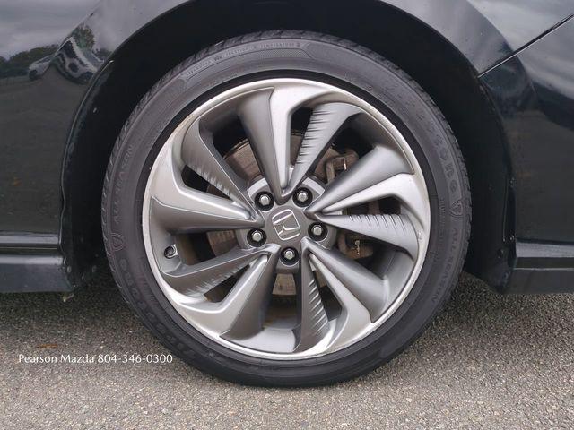 used 2018 Honda Clarity Plug-In Hybrid car, priced at $19,506