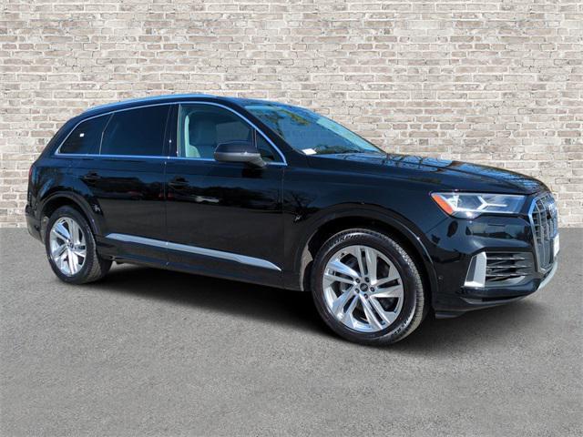 used 2021 Audi Q7 car, priced at $31,000