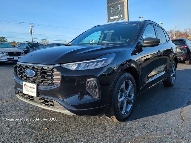 used 2023 Ford Escape car, priced at $24,987