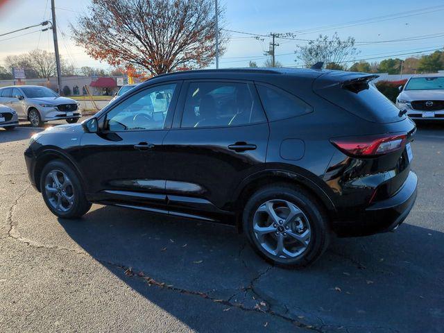 used 2023 Ford Escape car, priced at $25,699