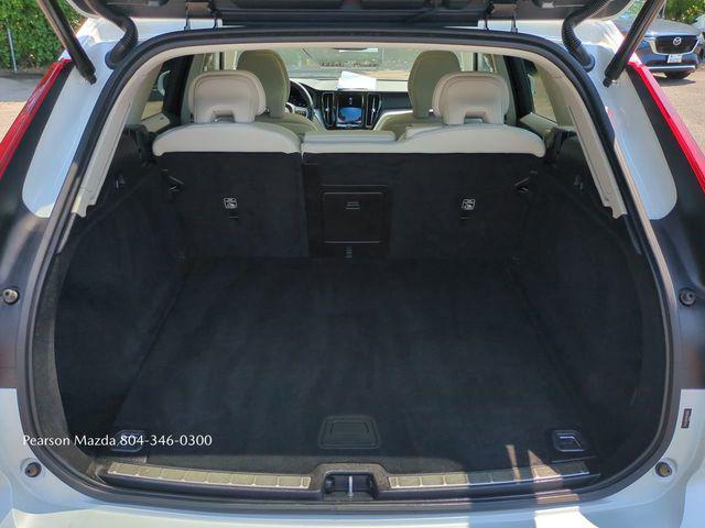 used 2022 Volvo XC60 car, priced at $33,297