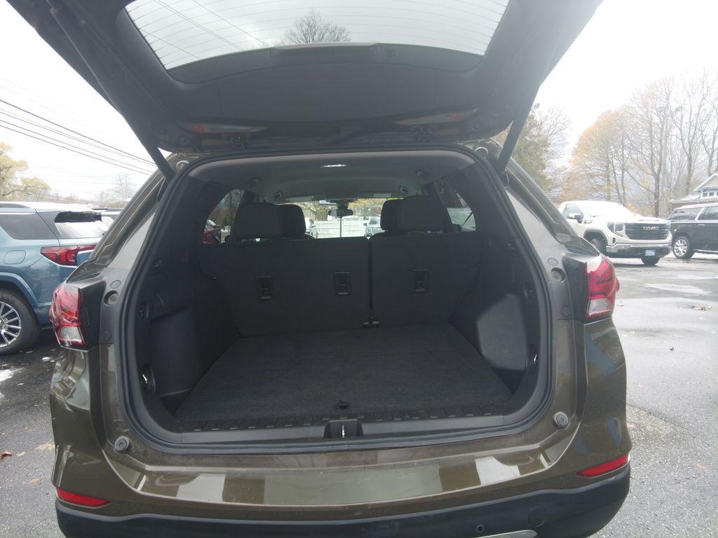 used 2024 Chevrolet Equinox car, priced at $24,995