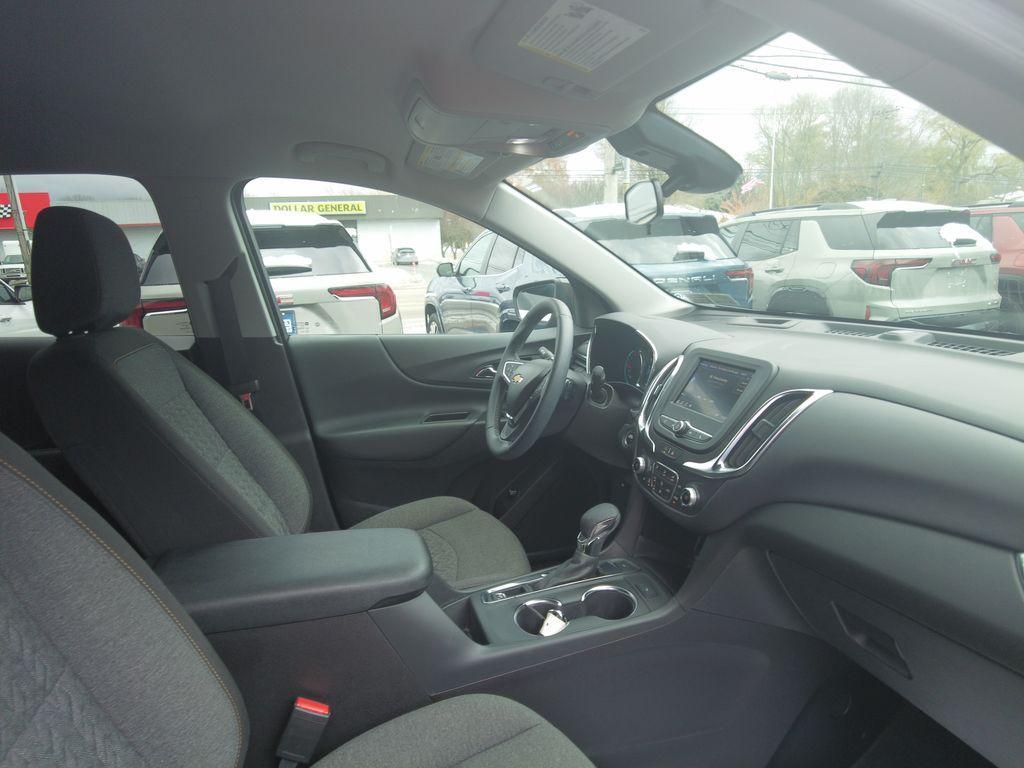 used 2024 Chevrolet Equinox car, priced at $24,995