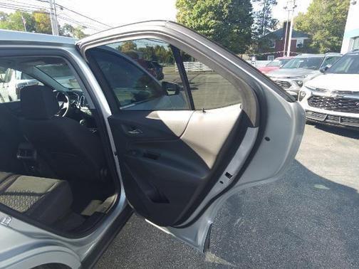 used 2022 Chevrolet Equinox car, priced at $21,995