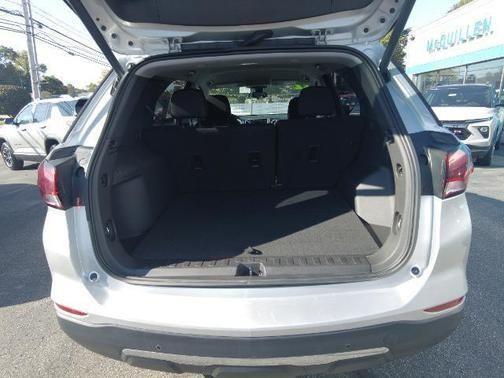 used 2022 Chevrolet Equinox car, priced at $21,995