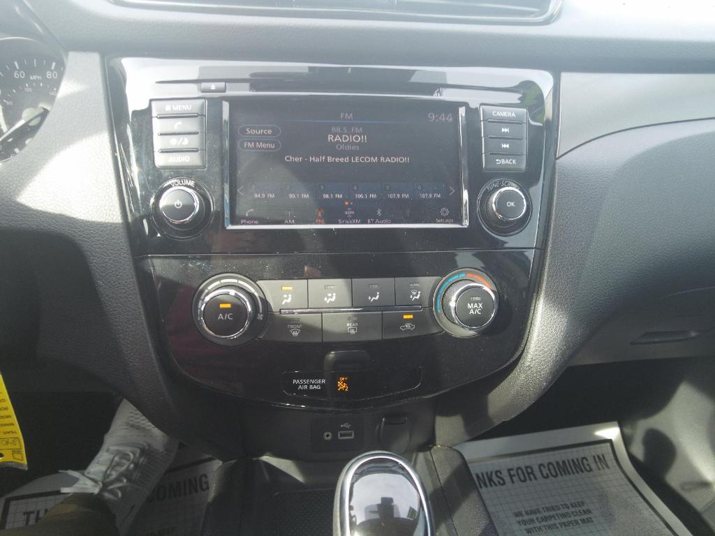 used 2017 Chevrolet Equinox car, priced at $14,995