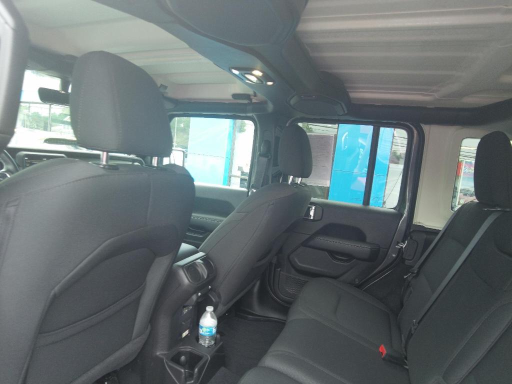 used 2022 Jeep Wrangler Unlimited car, priced at $35,995