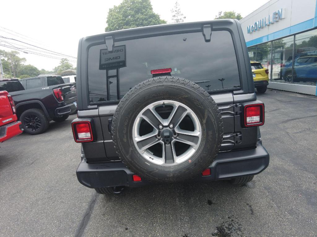 used 2022 Jeep Wrangler Unlimited car, priced at $35,995