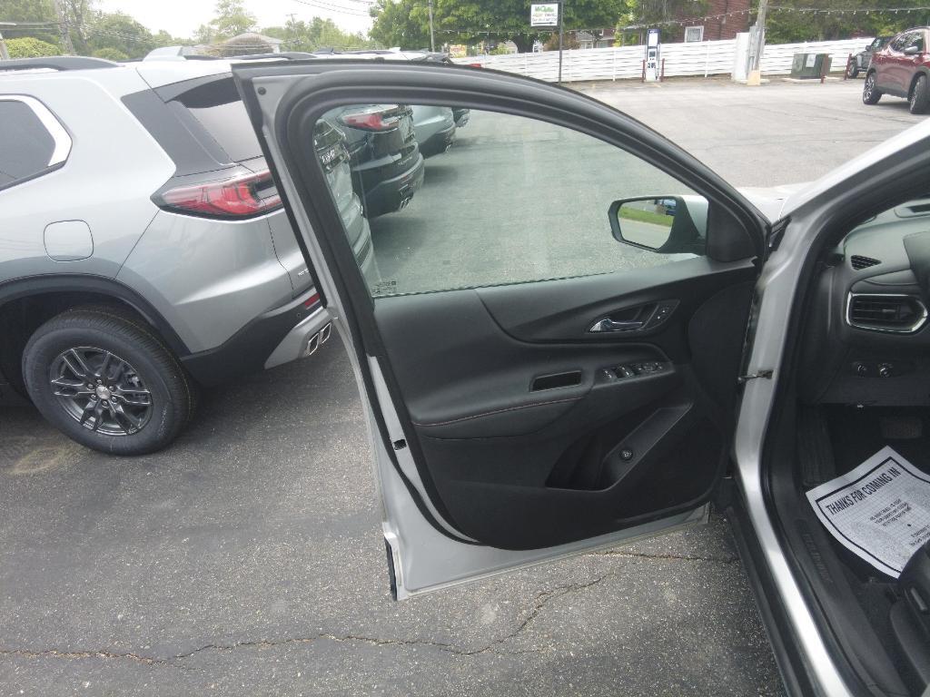 used 2022 Chevrolet Equinox car, priced at $24,495