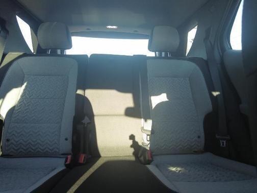 used 2024 Chevrolet Equinox car, priced at $22,995