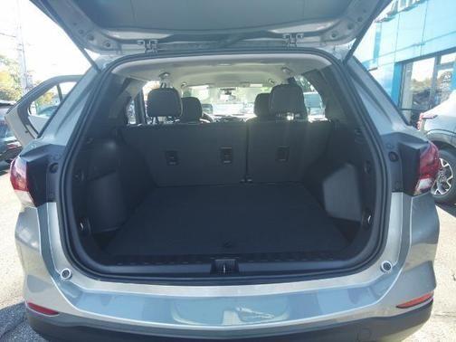 used 2024 Chevrolet Equinox car, priced at $22,995