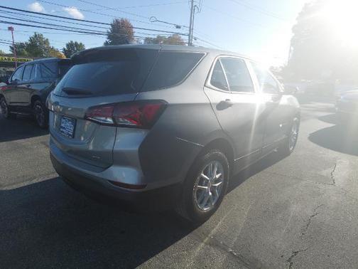 used 2024 Chevrolet Equinox car, priced at $22,995