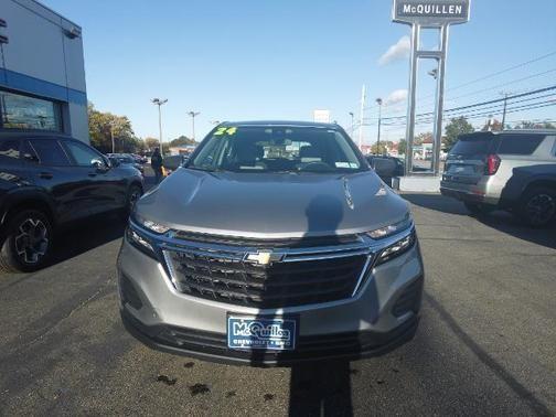 used 2024 Chevrolet Equinox car, priced at $22,995