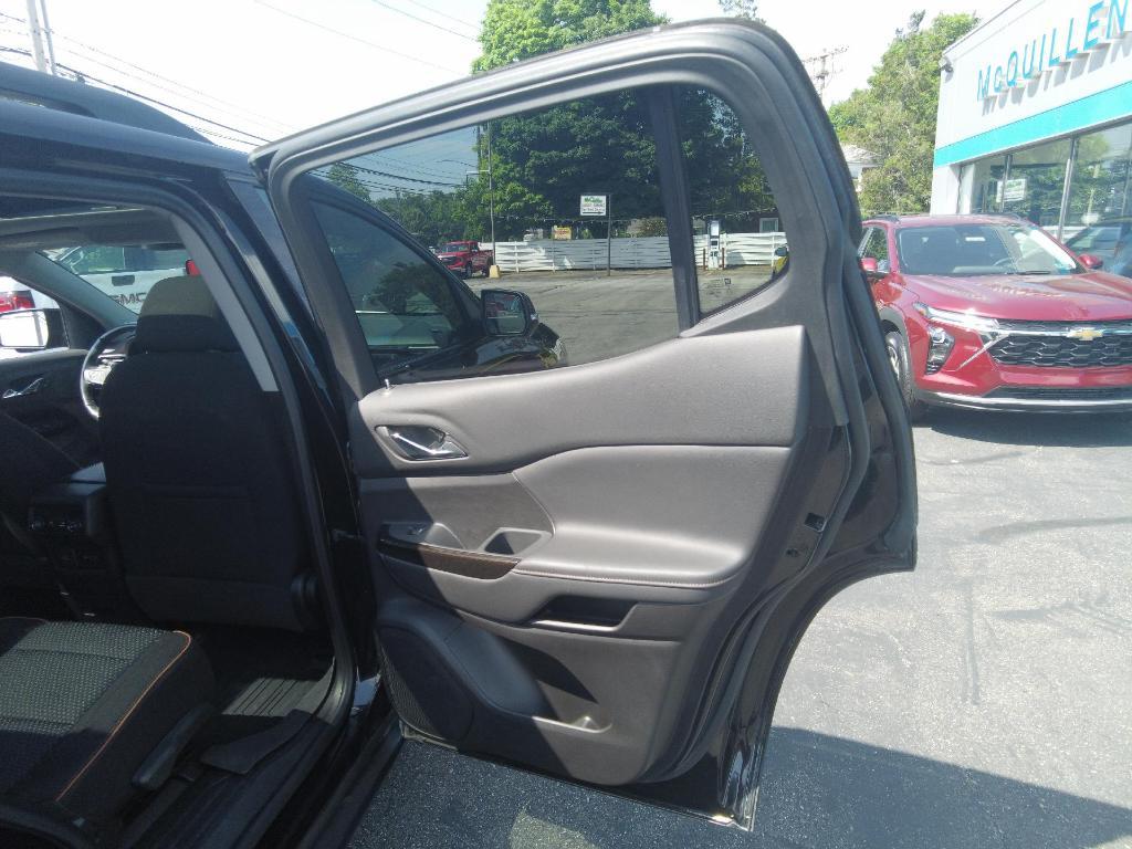used 2022 GMC Acadia car, priced at $32,860