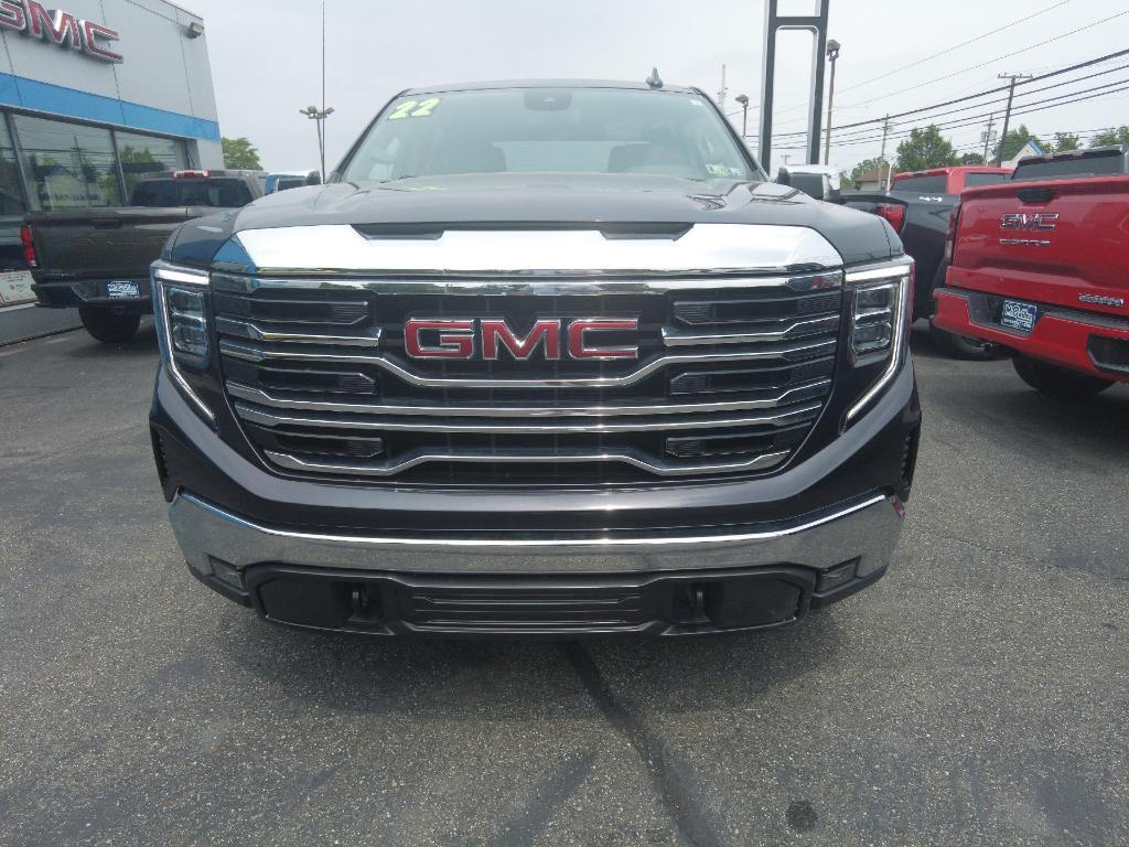 used 2022 GMC Sierra 1500 car, priced at $43,995
