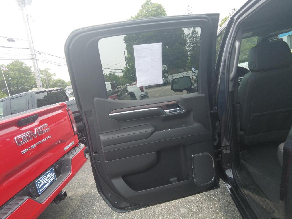 used 2022 GMC Sierra 1500 car, priced at $43,995